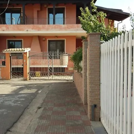 Lucy Host Assemini Apartmán Assemini